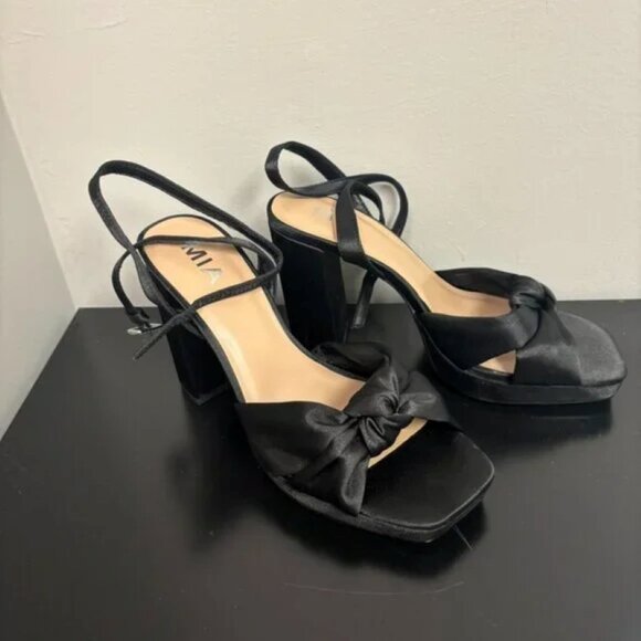MIA | Aliciana Satin Knot Platform Women's Heels - Picture 3 of 6